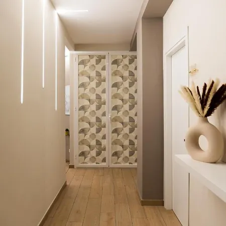 Albadea Suites&jacuzzi Konukevi 4*