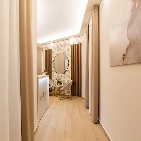 Albadea Suites&jacuzzi Guest house