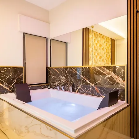 Albadea Suites&jacuzzi Vendégház *