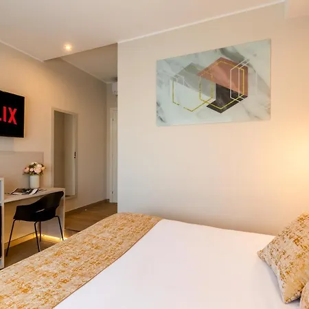 Albadea Suites&jacuzzi