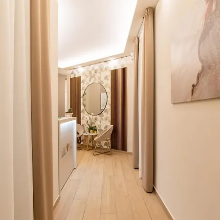 Πανσιόν Albadea Suites&jacuzzi 4*